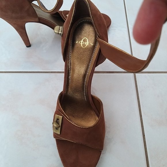 BROWN SMOOTH LEATHER SOLE 7 1/2 M , like new - Picture 5 of 8